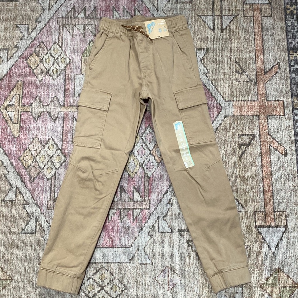 Boys thereabouts tan flex jogger cargo pants size xs 6/7 brand new with tags!